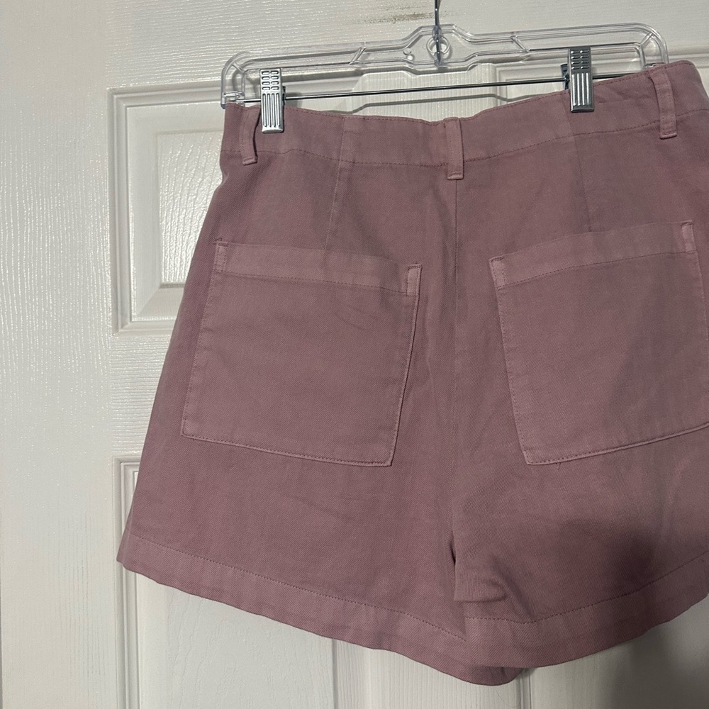NWT Universal Thread Women's Pleated Hi Rise Casual Shorts - Picture 8 of 12